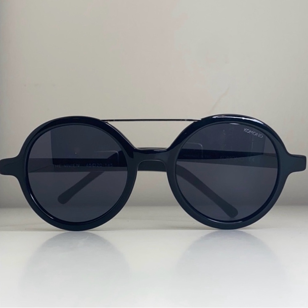 Komono Eyewear The Vivien NEW Classic Round Black Silver Sunglasses - Picture 10 of 16
